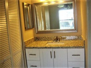 3325 Jaywood Terrace-Unit -2080 in Boca Raton, FL - Building Photo - Building Photo