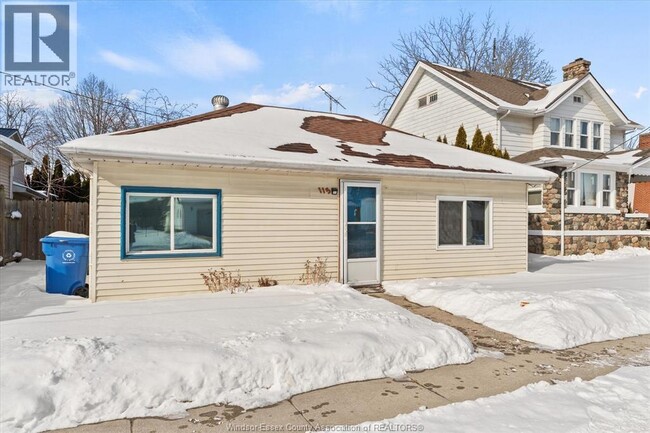 115 Victoria St N in Essex, ON - Building Photo - Building Photo