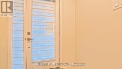 76 Fieldridge Cres in Brampton, ON - Building Photo - Building Photo