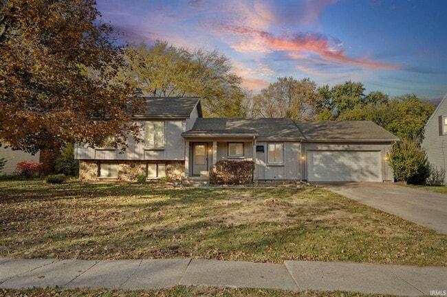 property at 624 Kent Ave