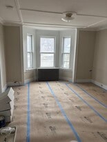 995 Western Ave, Unit 100 in Brattleboro, VT - Building Photo