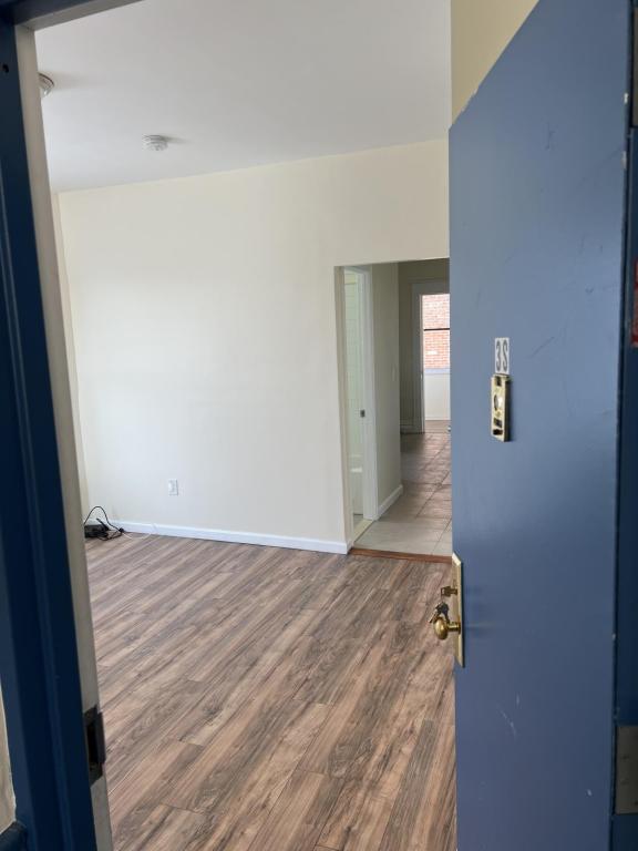 property at 7 Jones Pl
