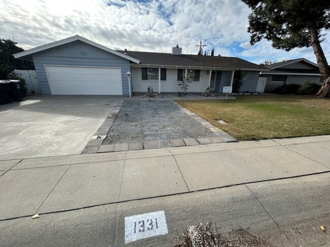 property at 1331 S Chatham St