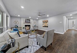 923 Green Rock Dr in Duncanville, TX - Building Photo - Building Photo
