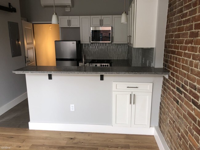314 Newbury St-Unit -Apt 2F in Boston, MA - Foto de edificio - Building Photo