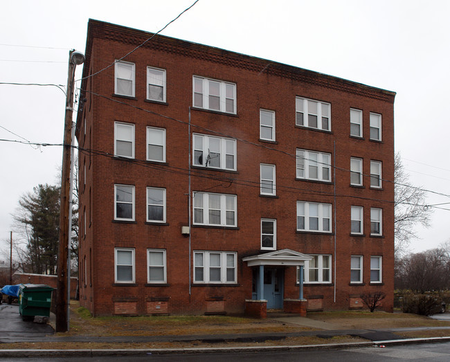 2 Monroe St in Holyoke, MA - Building Photo - Building Photo