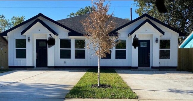 property at 5202 Northridge Dr