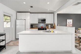 4620 Englewood Dr in Austin, TX - Building Photo - Building Photo