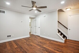 700 Alta View Ct, Unit 37 in Worthington, OH - Building Photo - Building Photo