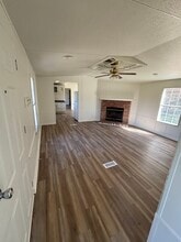 9750 Hillon Hood Rd in Denham Springs, LA - Building Photo - Building Photo