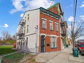 2813 Colerain Ave, Unit 2 Apartments