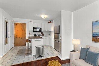116 Adams St in Hoboken, NJ - Building Photo - Building Photo