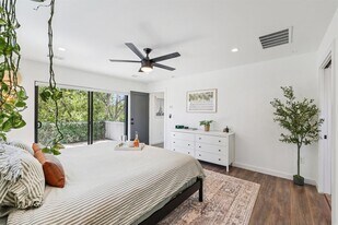 5417 Samuel Huston Ave in Austin, TX - Building Photo