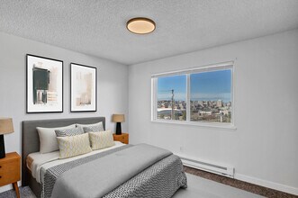 Harborview East in Tacoma, WA - Building Photo - Building Photo