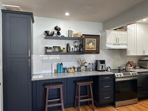 3 Arizona Terrace in Arlington, MA - Building Photo - Building Photo