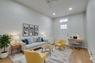 678 Liberty Ave in Jersey City, NJ - Building Photo - Building Photo