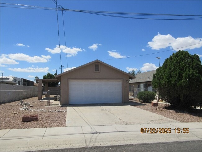 property at 3237 N Yuma St