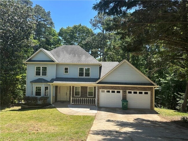 property at 3305 Maple Ridge Ct