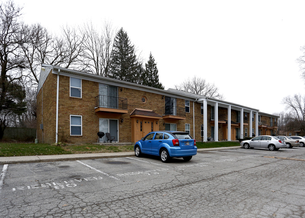 Oak Hill Apartments in Indianapolis, IN - Building Photo