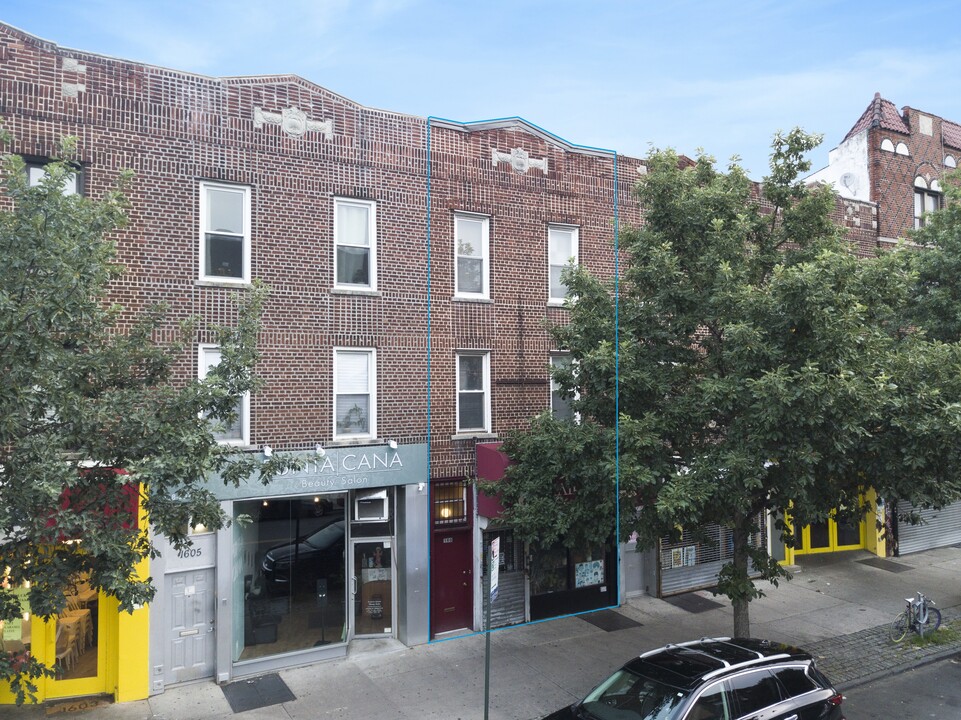 1607 Cortelyou Rd in Brooklyn, NY - Building Photo