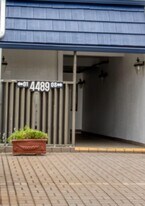 4489 Luxemburg Ct in Greenacres, FL - Building Photo