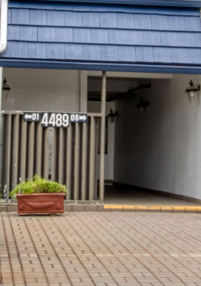 property at 4489 Luxemburg Ct