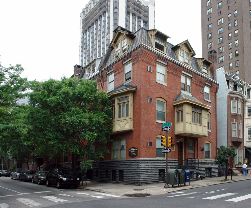 Locust Commons in Philadelphia, PA - Building Photo