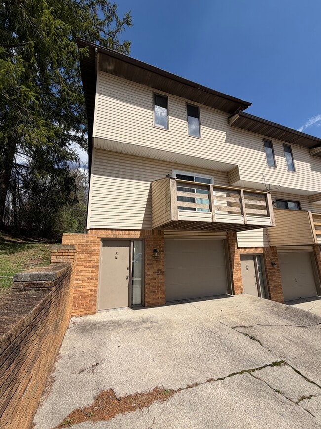 property at 1343 Headlee Ave