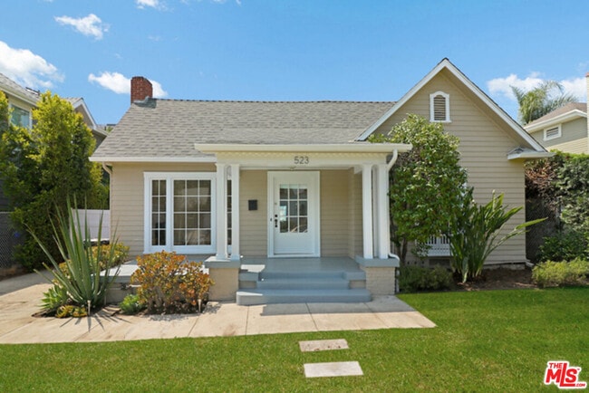 property at 523 N Gower St