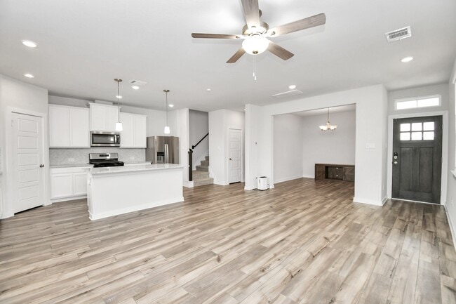 8213 Rising Stream Dr