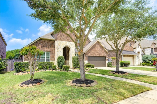 property at 25642 Luna Vista Dr