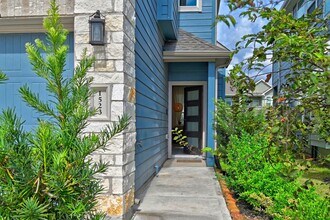 1523 Cathedral Bend Drive in Sienna, TX - Building Photo - Building Photo