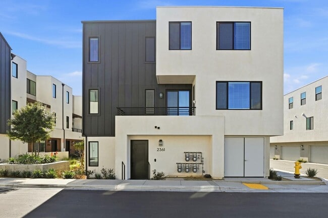 property at 2361 Acara Cir