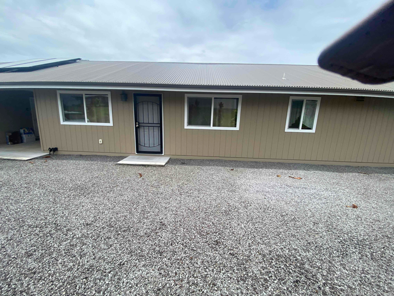 1002 Kahua Kolepa St in Hilo, HI - Building Photo