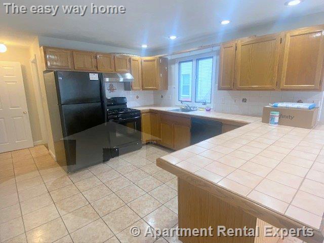 66 Cedar St in Somerville, MA - Building Photo - Building Photo