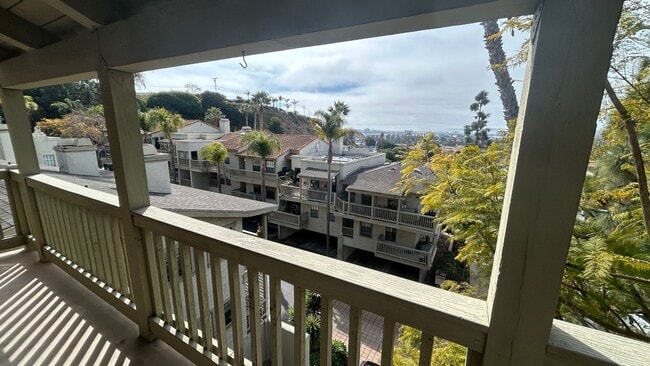 3965 Hortensia St in San Diego, CA - Building Photo - Building Photo