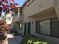 2320 Penmar Ave in Venice, CA - Foto de edificio - Building Photo