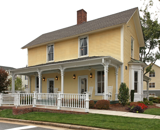 The Gardens at Anthony House in Greensboro, NC - Building Photo - Building Photo