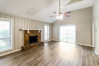 1407 Sandy Stone Ln in Memphis, TN - Building Photo - Building Photo