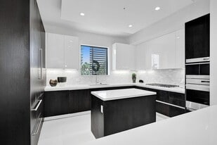3040 N Ocean Blvd in Fort Lauderdale, FL - Building Photo