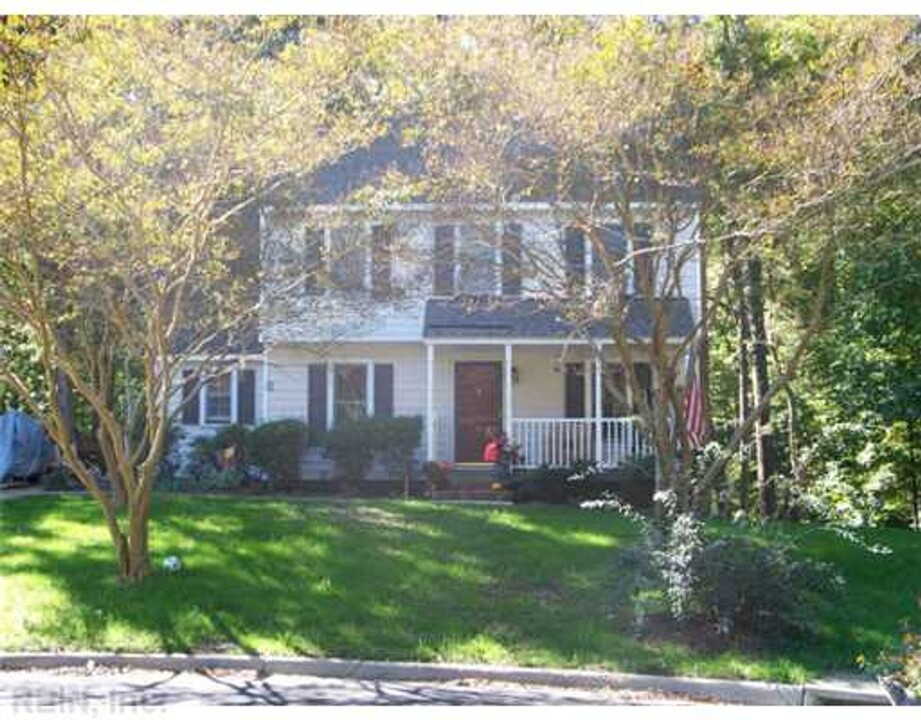 143 Parker Ave in Newport News, VA - Building Photo