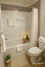 1234 Plum Bnd SW in Edmonton, AB - Building Photo - Building Photo