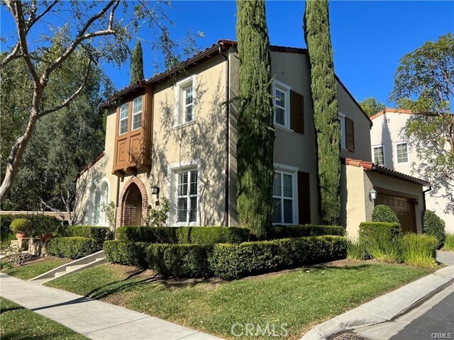 53 Bellwind in Irvine, CA - Foto de edificio