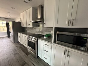 808 Linden Ave in Niceville, FL - Building Photo - Building Photo