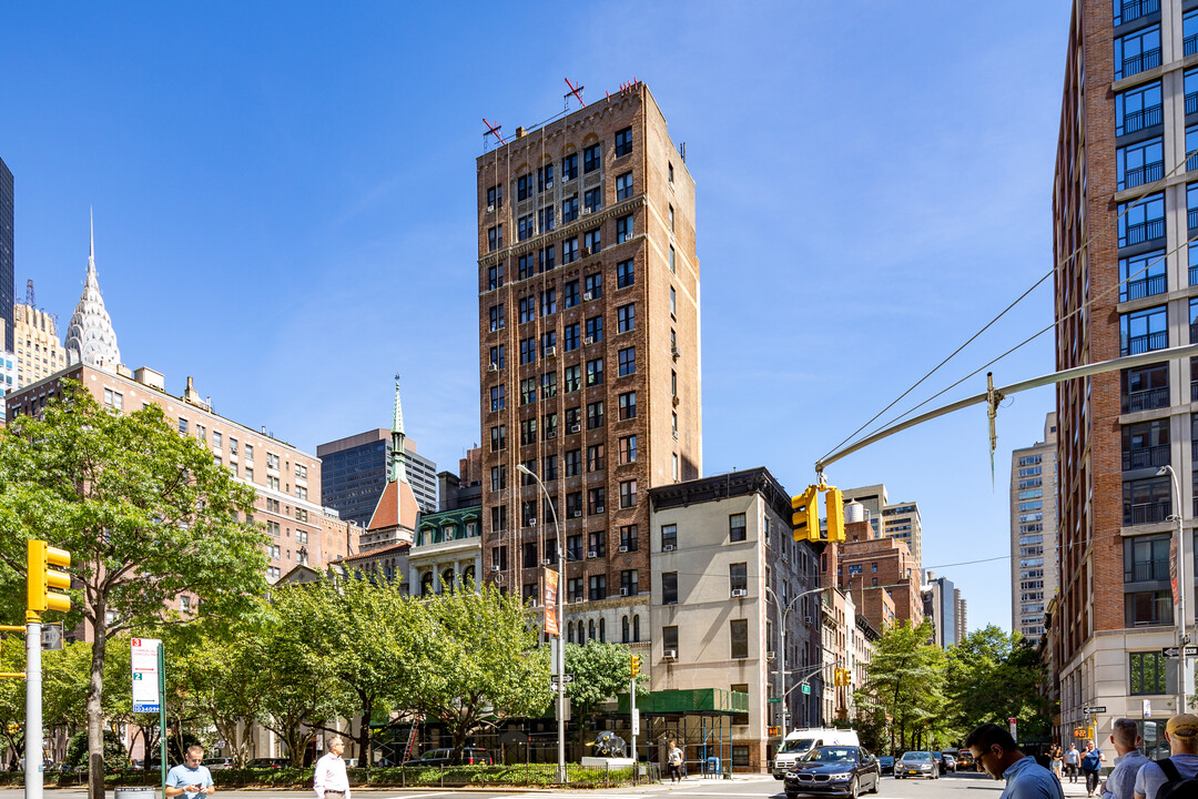 55 Park Ave in New York, NY - Foto de edificio