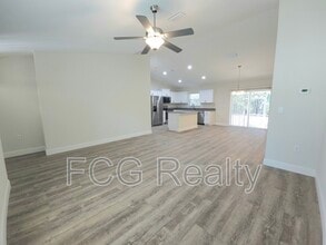 10663 N Adler Dr in Citrus Springs, FL - Building Photo - Building Photo