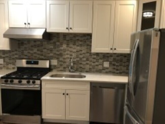 6 Bispham St, Unit 1 in Boston, MA - Building Photo - Building Photo