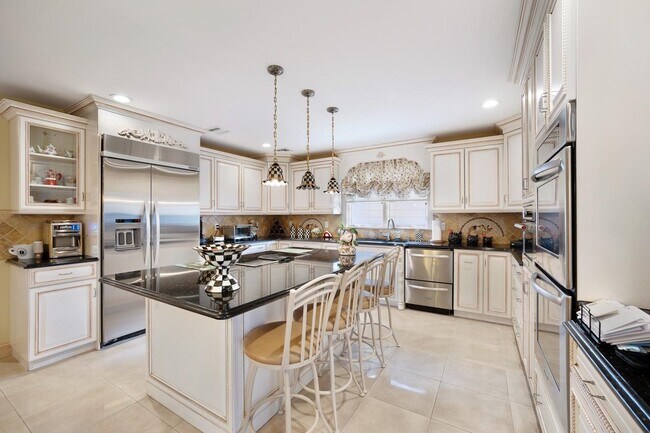 58 Miller Ave in Elmwood Park, NJ - Building Photo - Building Photo