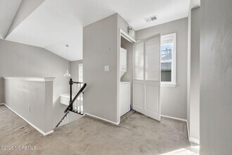 412 Hampton Ct in Englishtown, NJ - Building Photo - Building Photo