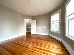 6 Bowdoin St, Unit 1 in Boston, MA - Foto de edificio - Building Photo